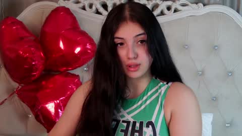 Snapshot of jennyferguson chatting on February 2025 10:20:01 PM Jenny Ferguson online show from February 2025 10:20:01 PM