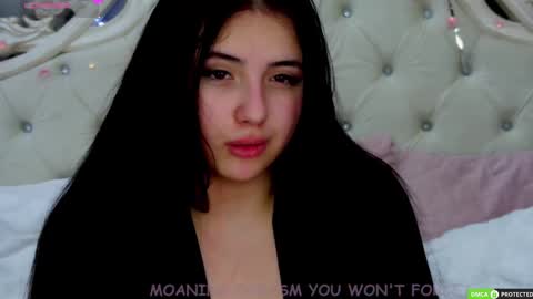 Snapshot of jennyferguson chatting on February 2025 07:21:01 PM Jenny Ferguson online show from February 2025 07:21:01 PM