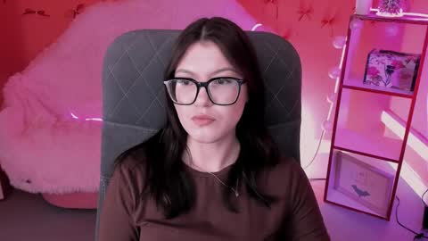 JENNY online show from May 2026 04:04:02 PM