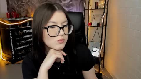 JENNY online show from June 2026 11:45:01 AM