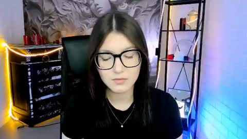 JENNY online show from June 2026 05:10:02 AM
