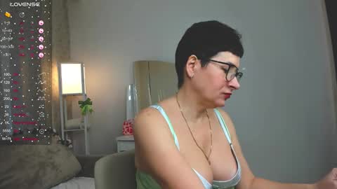 Snapshot of jennymons chatting on March 2026 09:36:02 AM Jenny online show from March 2026 09:36:02 AM