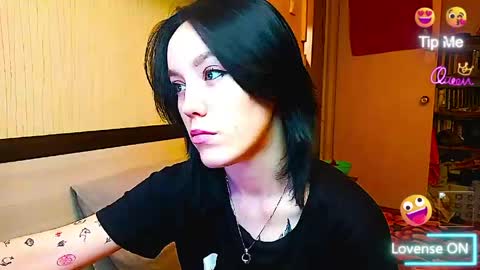Snapshot of jennyrass chatting on May 2026 09:32:01 PM JennyRass online show from May 2026 09:32:01 PM