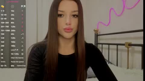 Jenny online show from June 2026 07:22:02 PM