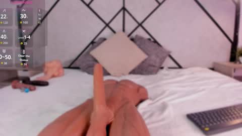 Jenny online show from November 2025 08:54:01 PM