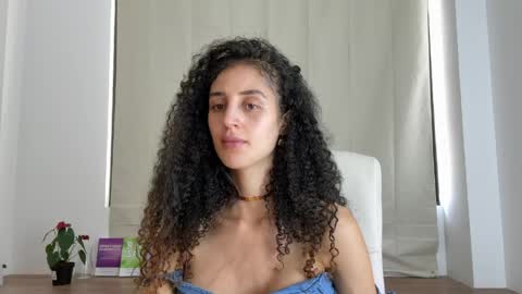 Jenny taborda online show from May 2026 04:14:02 PM