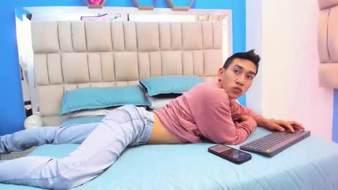 Snapshot of jeong_matias chatting on February 2026 12:43:02 PM Matias Jeong online show from February 2026 12:43:02 PM