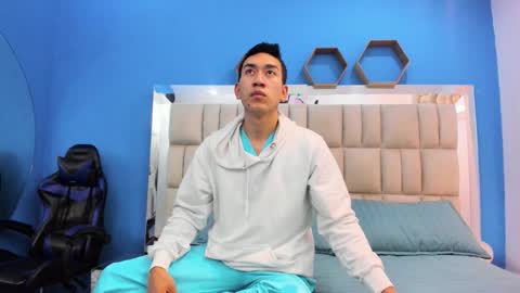 Snapshot of jeong_matias chatting on February 2026 12:47:02 PM Matias Jeong online show from February 2026 12:47:02 PM