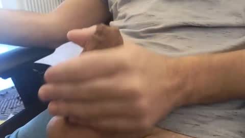 Snapshot of jeremie18cms chatting on December 2024 11:17:01 AM Machine Sperme online show from December 2024 11:17:01 AM