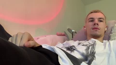 jeremy1scott online show from July 2026 06:28:02 AM