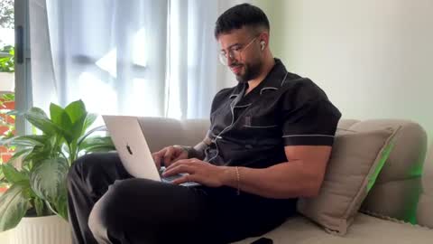 Jeremy online show from July 2026 01:35:02 PM