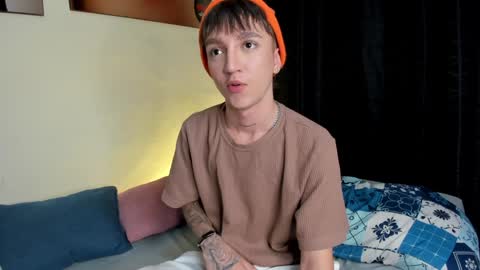 Snapshot of jeremy_salvatore_ chatting on January 2025 06:35:02 AM jero independent model online show from January 2025 06:35:02 AM