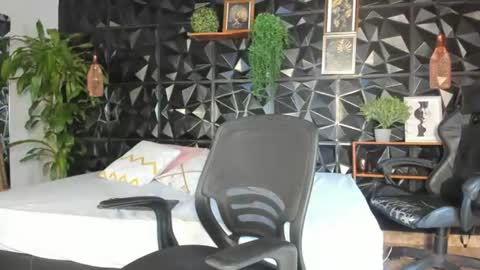 Jeremy online show from July 2026 06:12:01 PM