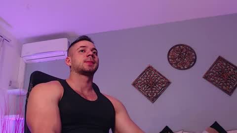 Snapshot of jeremylowe chatting on January 2025 01:07:01 PM Jeremy Lowe online show from January 2025 01:07:01 PM