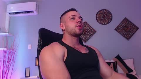 Snapshot of jeremylowe chatting on January 2025 04:30:02 PM Jeremy Lowe online show from January 2025 04:30:02 PM