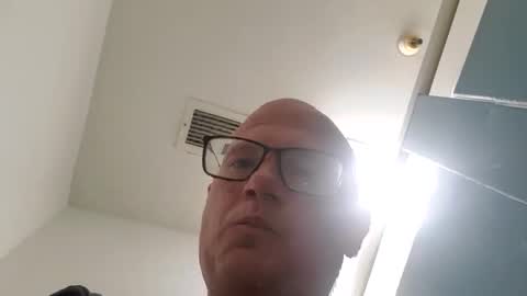 Snapshot of jeremymeyerprofessional chatting on October 2025 12:12:02 PM jeremymeyerprofessional online show from October 2025 12:12:02 PM