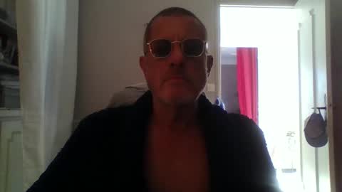 Snapshot of jerflor chatting on November 2025 11:55:02 AM jerflor online show from November 2025 11:55:02 AM