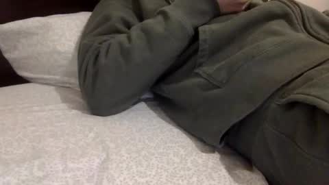 Snapshot of jerking_off_1 chatting on November 2025 04:35:01 AM jerking_off_1 online show from November 2025 04:35:01 AM