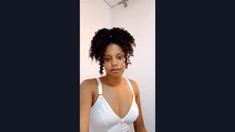 Snapshot of jerricavalladores chatting on February 2026 01:41:02 PM Bella online show from February 2026 01:41:02 PM