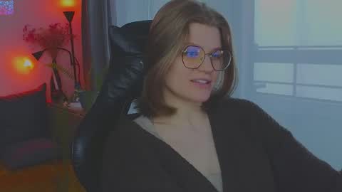  JessieVibes online show from April 2026 01:20:01 PM
