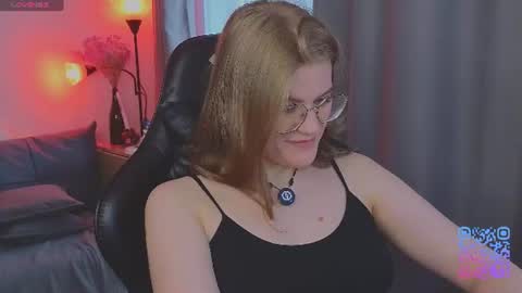  JessieVibes online show from June 2026 02:04:01 PM