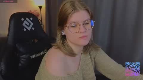  JessieVibes online show from June 2026 02:04:01 PM