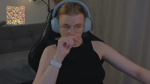  JessieVibes online show from July 2026 02:05:02 PM