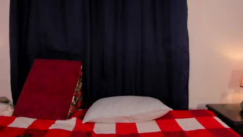 jessica herreraToday I will be your devil and you my victim online show from February 2025 12:58:01 AM