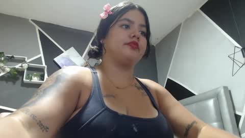 Snapshot of jess_beauty chatting on January 2025 02:57:02 AM jess beauty online show from January 2025 02:57:02 AM