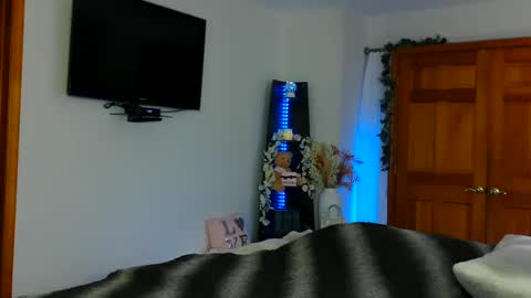 Jessabelle Diamond online show from December 2024 03:26:01 PM