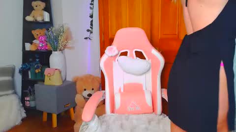 Jessabelle Diamond online show from June 2026 01:32:02 PM