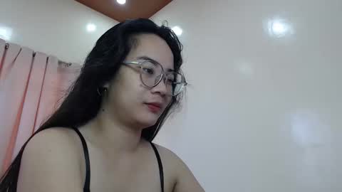 Jessa online show from November 2025 04:23:02 AM