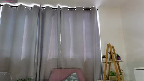 bella  adams online show from February 2025 09:36:02 PM