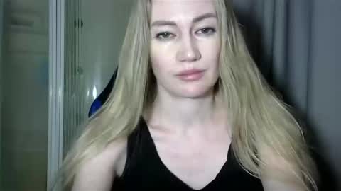 Snapshot of jessfox1 chatting on January 2025 01:38:02 AM JessFox1 online show from January 2025 01:38:02 AM