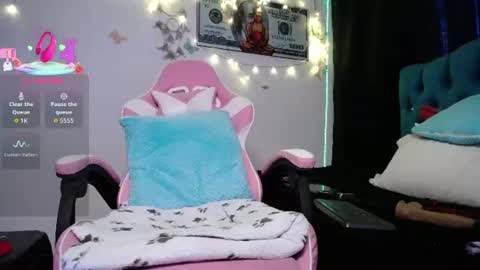 Jessie online show from July 2026 09:24:01 PM