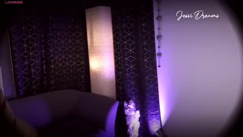 Snapshot of jessi_dreams chatting on October 2025 02:12:02 AM Jessica Gomez online show from October 2025 02:12:02 AM
