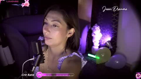 Snapshot of jessi_dreams chatting on October 2025 02:34:01 AM Jessica Gomez online show from October 2025 02:34:01 AM