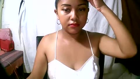 Snapshot of jessi_tastyxx172121 chatting on February 2025 06:04:01 AM jessi_tastyxx172121 online show from February 2025 06:04:01 AM