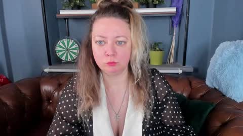 Snapshot of jessica_foxie chatting on January 2025 01:08:02 PM Jessica online show from January 2025 01:08:02 PM