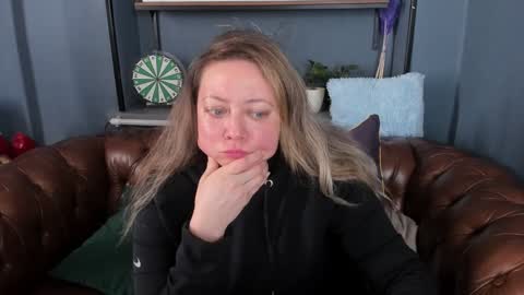 Snapshot of jessica_foxie chatting on January 2025 11:48:01 AM Jessica online show from January 2025 11:48:01 AM