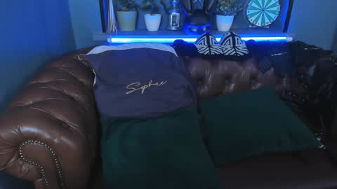 Snapshot of jessica_foxie chatting on January 2025 03:10:01 PM Jessica online show from January 2025 03:10:01 PM