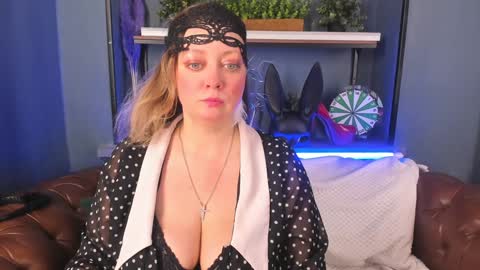 Snapshot of jessica_foxie chatting on February 2025 12:26:02 PM Jessica online show from February 2025 12:26:02 PM