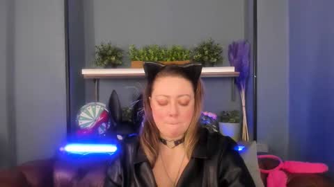 Snapshot of jessica_foxie chatting on February 2025 12:19:01 PM Jessica online show from February 2025 12:19:01 PM