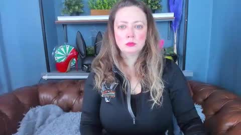 Snapshot of jessica_foxie chatting on March 2025 11:49:02 AM Jessica online show from March 2025 11:49:02 AM