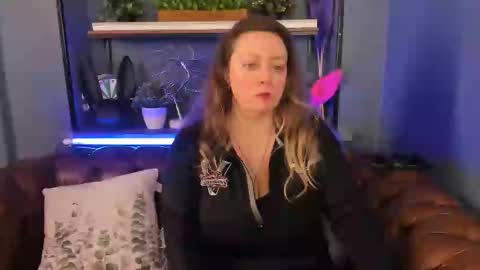 Snapshot of jessica_foxie chatting on March 2025 12:01:02 PM Jessica online show from March 2025 12:01:02 PM