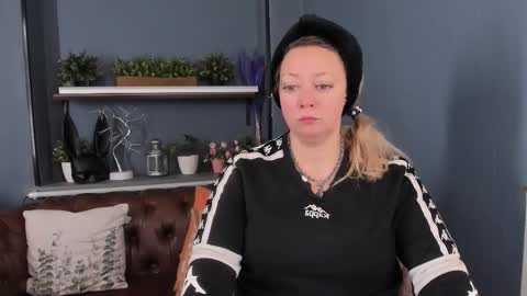 Snapshot of jessica_foxie chatting on October 2025 11:08:02 AM Jessica online show from October 2025 11:08:02 AM