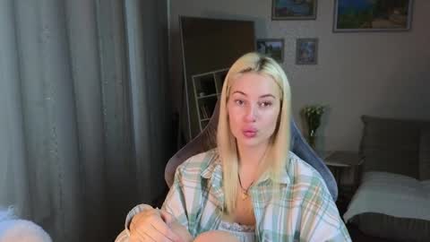 Snapshot of jessica_hanson chatting on February 2025 06:54:01 AM Jessy online show from February 2025 06:54:01 AM