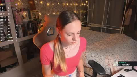 Snapshot of jessica_jane_ chatting on December 2024 02:09:01 AM Mila online show from December 2024 02:09:01 AM