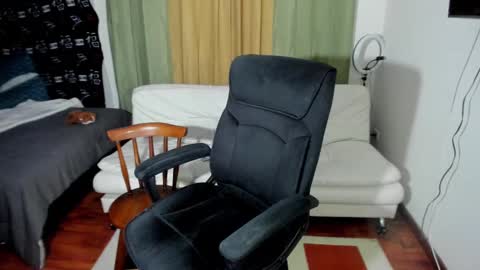 jessica_rabbit777_ online show from February 2025 01:04:01 AM