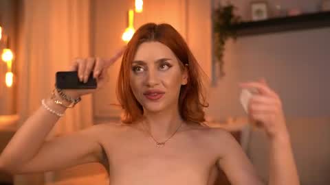 JessicaRabbit online show from June 2026 06:32:02 PM